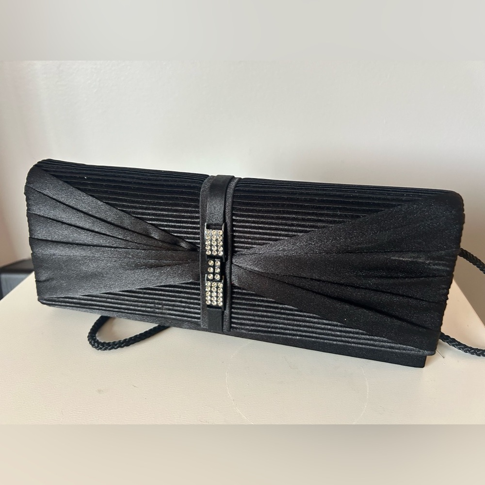 Evening Purse Rhinestone Details